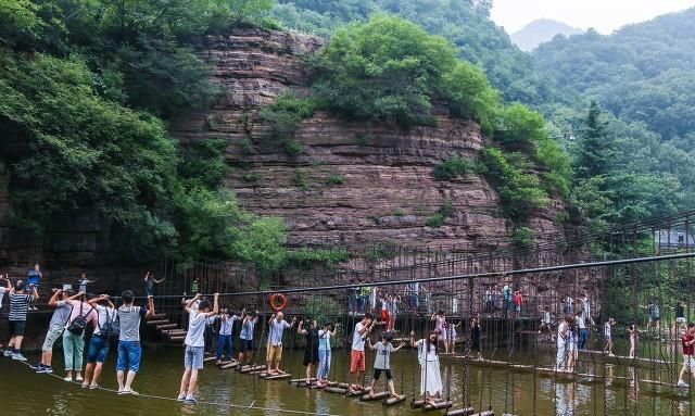 龙潭大峡谷风景区，龙潭大峡谷景区内有住宿吗图5